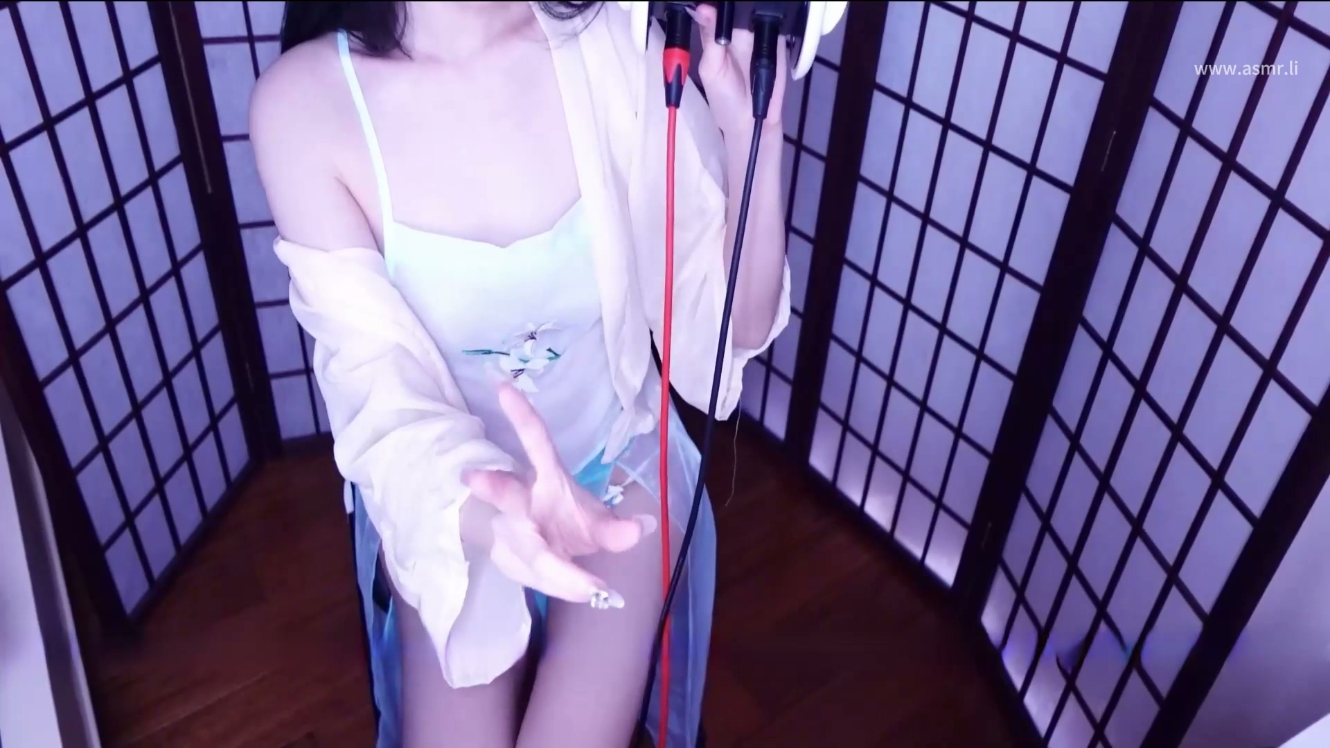 [在线+网盘]一酱33 三月新品古风娘子+旗袍 2V 2.7GB